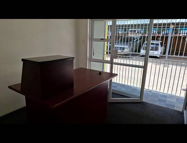 INDUSTRIAL PROPERTY TO RENT IN GRAND CENTRAL